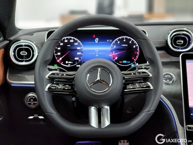 vo-lang-xe-mercedes-c300-amg