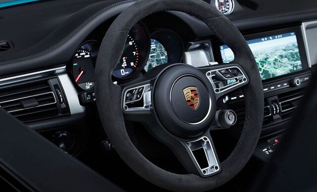 vo-lang-xe-porsche-macan