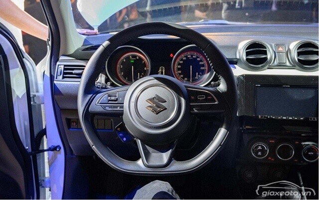 vo-lang-xe-suzuki-swift