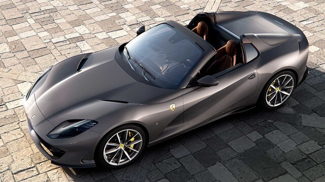 xe-ferrari-812-gts-mui-tran