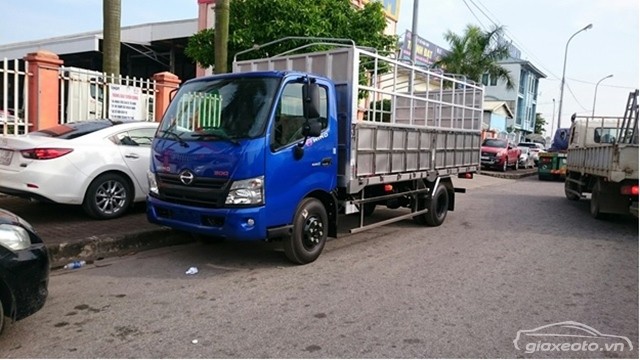 xe-tai-hino-5-tan-lap-rap