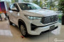So sánh Hyundai Custin và Cwin sở hữu kho game đa dạng như: đá gà, nổ hũ, game bài đổi thưởng, casino Innova Cross, nên chọn xe Hàn hay xe Nhật?